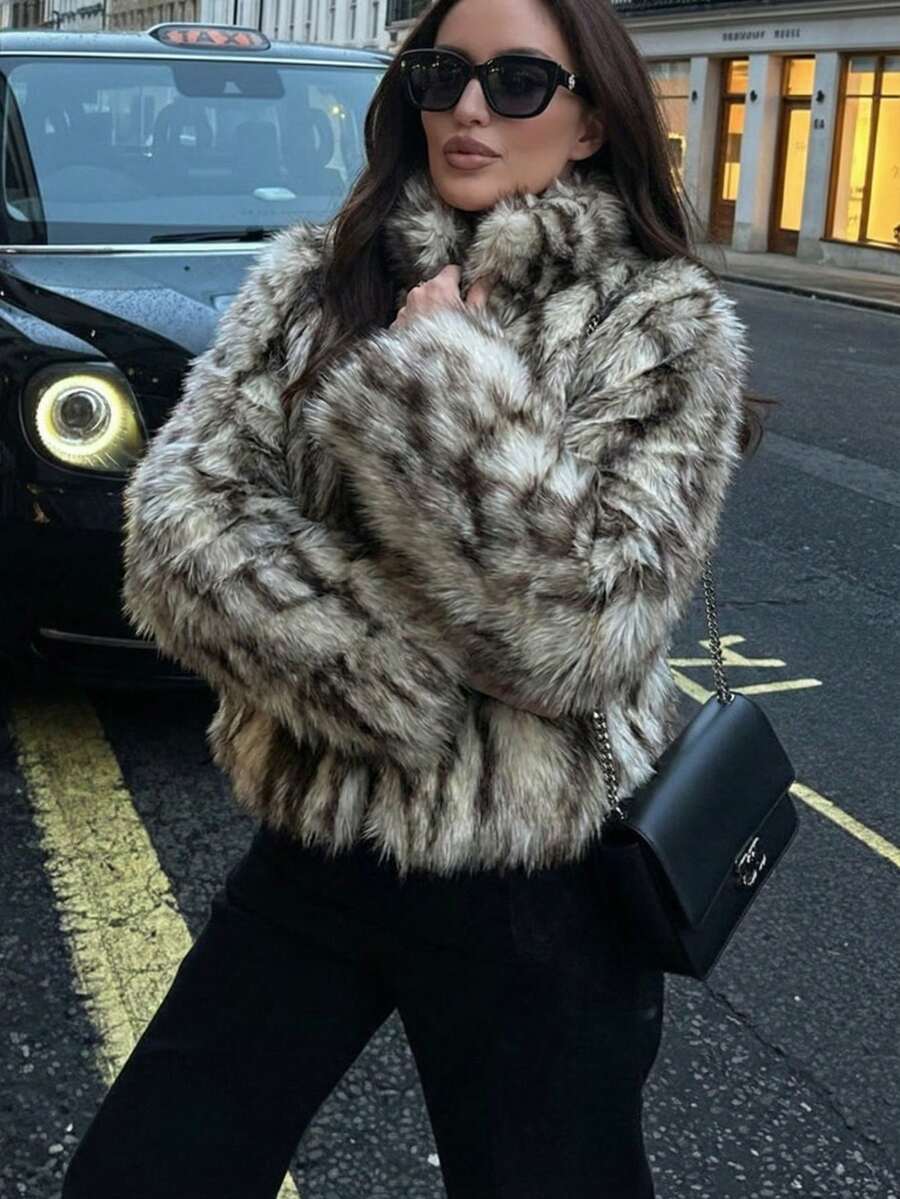 Women's Retro Distinctive Faux Fur Jacket, Fashionable And Stylish For Autumn/Winter - Multicolor - View 1