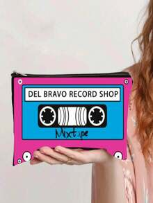 1个复古磁带化妆包 - 80年代怀旧设计，带有磁带图案标签，轻便拉链洗漱收纳包，适合旅行、露营、健身 - 男女通用便携式化妆包，旅行必备，送给家人和朋友的礼物，化妆品收纳洗漱旅行包 - 彩色 - 查看 5