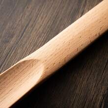 1个55厘米木质鞋拔，多种颜色可选，榉木材质，长柄设计方便穿鞋，适合全年居家及玄关使用，也适合作为妇女节礼物、旅行必备、婚礼回礼、Y2K风格、卧室装饰、汽车配件、厨房装饰、可爱小物、母亲节礼物、卧室装饰、花园装饰、厨房装饰、夏季用品、海滩用品、旅行必备、房间装饰、软萌玩具、毕业季礼物。 - 彩色 - 查看 4