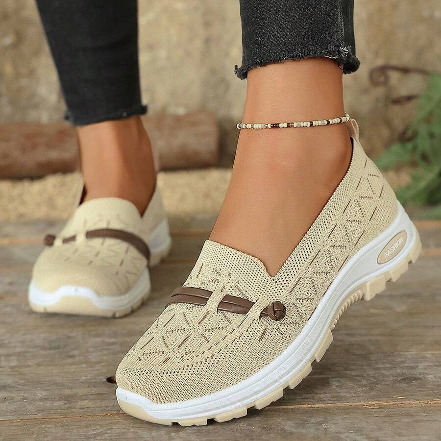 "Women's Beige Knit Loafers - Breathable Padded Footbed Flexible Sole Casual Slip-On Shoes" - 黑色 - 查看 1