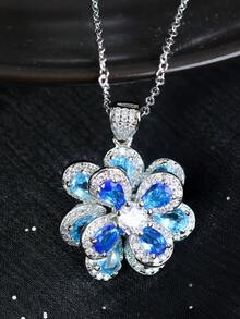 1件S925银蓝色钻石花朵吊坠项链，采用双层花瓣设计，点缀深浅蓝色水滴形钻石、白色中心钻石和密镶钻石，优雅梦幻的风格，适合约会和度假佩戴。 - 銀色 - 查看 5