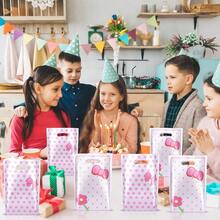 Mini Cartoon Pink Cat Theme Party Favor Bag 40 Pcs Cute Birthday Party Candy Gift Bags With Handles Print Bow Tie Flower Patterns For Girls Boys Birthday Favor Supplies Pink - 粉色 - 查看 6
