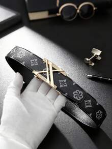 男士商务皮带一条，字母合金自动扣皮带，搭配高品质PU印花皮带，长度120厘米，可自由裁剪以适应裤子，是送给男友和父亲节的理想礼物。