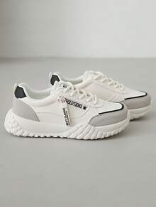 1 Pair Women's Casual Chunky Sneakers, Round Toe Lace-Up Outdoor Leather Shoes, Spring/Summer - White - View 3