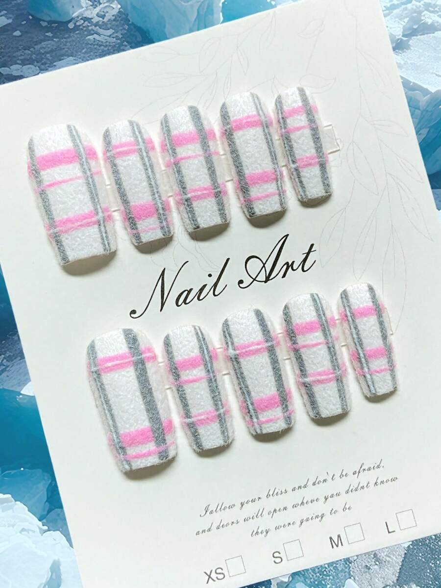 1 Piece Of Handmade Press-On Nail Art. Long Nails, Square Nails, White Nails, Checkered Pattern, Plush Texture, Fresh And Sweet Style, 3D Nails, Valentine's Day Nails, High-End Quality, Reusable, Suitable For Everyday Wear And Holidays. - Multicolor - View 1