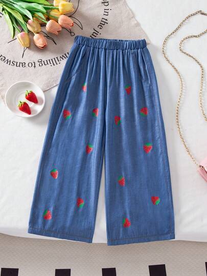 1pc Fashionable & Cute Strawberry Print Wide Leg Jeans, Designed For Young Girls, Made Of Soft & Comfortable Denim Fabric, Casual & Vacation-Inspired Style, Suitable For Spring/Summer Outdoor Activities, Outings, Street, Parties, Everyday Casual Wear, And Any Occasion