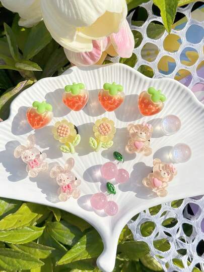 14pcs Detachable Colorful Bear, Strawberry, Christmas, Snowflower Garden Shoe Decorations, Perfect Holiday Gift