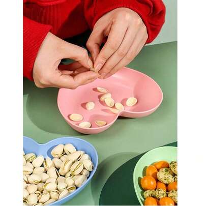 5pcs Heart-Shaped Plastic Snack Plates, Reusable Stackable Trays For Candy, Fruit, Snacks, Nuts, Suitable For Home, Kitchen, Party, Picnic, Afternoon Tea, Christmas Gift