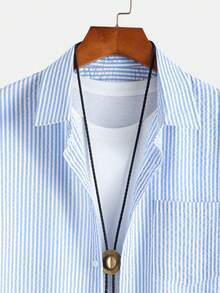 男士休闲时尚条纹衬衫，Polo领，纽扣设计，短袖，梭织面料，舒适百搭，适合户外活动和通勤。 - 藍白色 - 查看 5