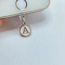 1个白色镀层双面防尘塞吊坠，印有26个英文字母，适用于Type-C接口 - 白iPhone - 查看 20