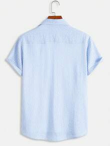 男士休闲时尚条纹衬衫，Polo领，纽扣设计，短袖，梭织面料，舒适百搭，适合户外活动和通勤。 - 藍白色 - 查看 3