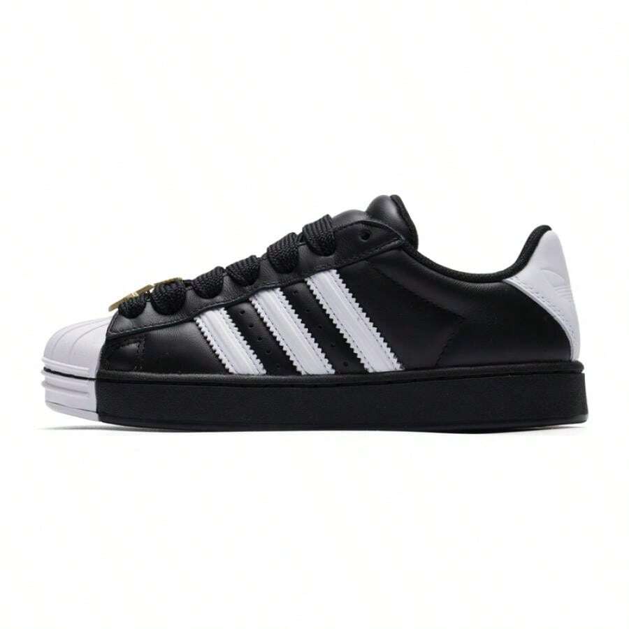 Adidas 女士 Superstar ST W 休闲运动鞋，轻便舒适，适合日常穿着，JR7444 - 黑色/白色 - 查看 1