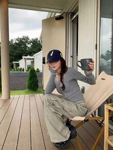 Henry 纽扣修身长袖圆领薄款T恤，女士款，春季 - 淺灰色 - 查看 6