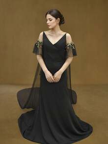 1条2米长精致女士披肩，可拆卸可穿戴，适合搭配女士婚纱、正式场合和派对。 - 彩色 - 查看 10