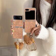 Vintage Teddy Bear Pattern Leather Folding Phone Case With Lanyard Strap, Suitable For Samsung Galaxy Z Flip3 5G/Galaxy Z Flip 4 5G/Galaxy Z Flip 5 5G/Galaxy Z Flip 6 5G/Galaxy Z Flip 7 5G, Cute Cartoon Folding Screen Protective Cover - Brown - View 2