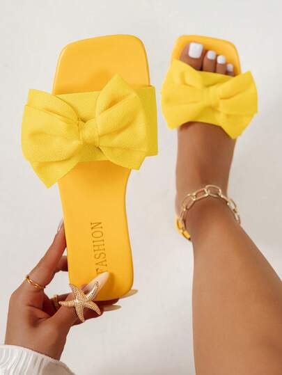 1 Pair Bow Decor Square Toe Flat Sandals, Vacation Style Beige Slides, Suitable For Summer