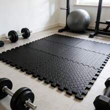 20片装柔软EVA健身垫套装 - 20片黑色EVA拼接健身垫，柔软、防滑、防水，适合家庭健身房、锻炼和塑形。