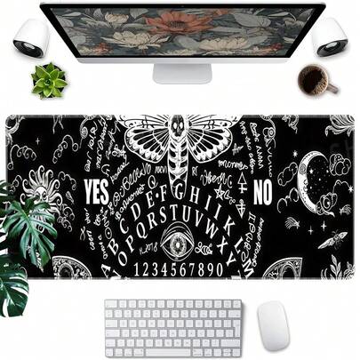 1 片精美星空图案游戏鼠标垫，采用防滑橡胶底座和缝边设计，完美适配键盘和桌面。是送给男友或女友的理想礼物，适合学校、办公室或家庭使用。