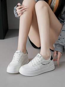 1 Pair Women's White Sneakers, New Spring/Autumn Casual Simple Thick Sole Flat Shoes - White and Black - View 8
