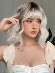 时尚12英寸黑灰渐变波波头假发，带刘海，女士适用 - 卷曲波浪合成发，高密度150%，是万圣节、角色扮演和派对活动的理想之选，假发配件 - 白色 - 查看 4
