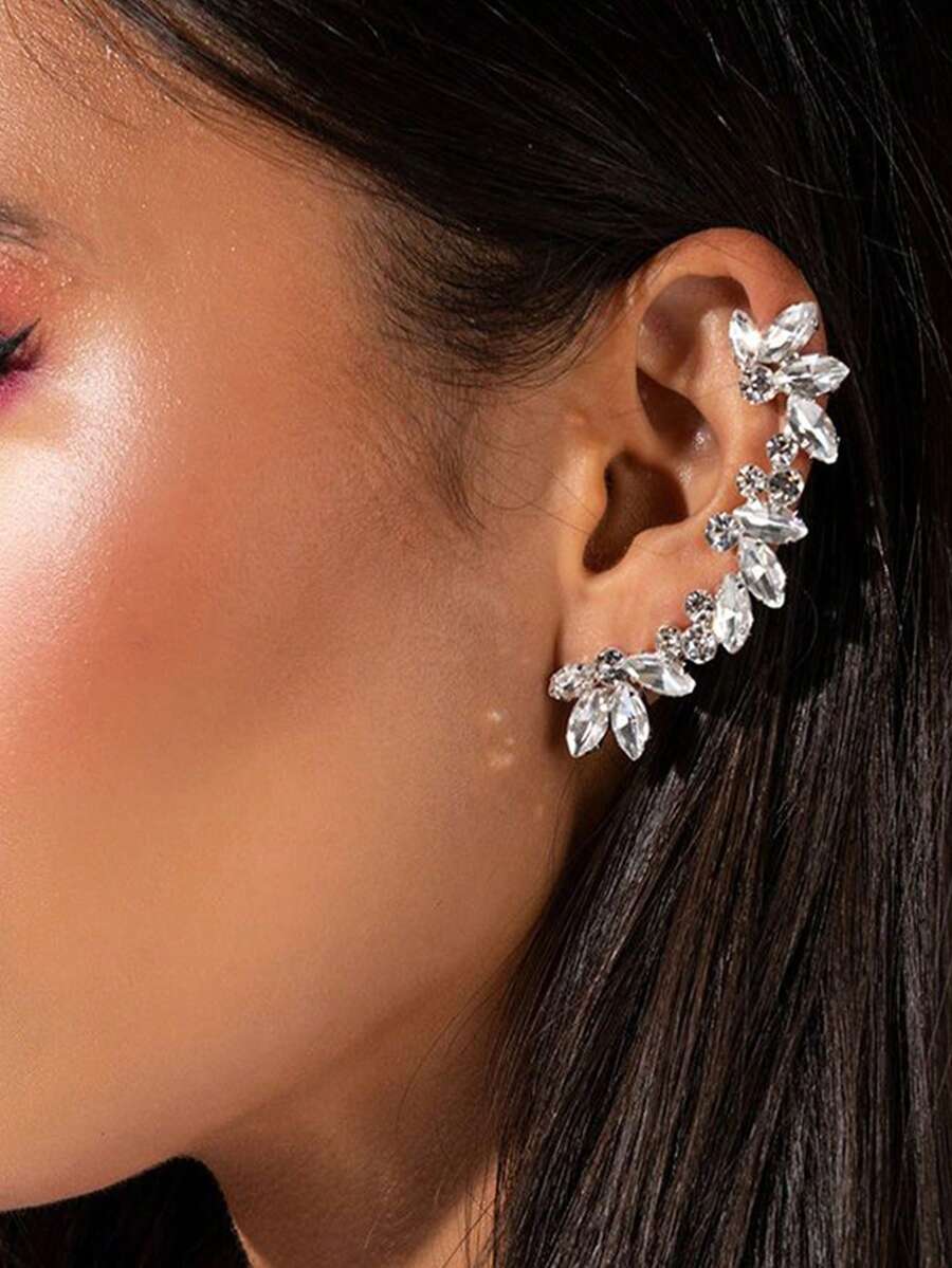 1pc Silver Geometric Crystal Ear Cuff, Fashionable Geometric Rhinestone Earring Accessory, Eid Festival - Silver - View 1
