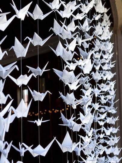 10pcs Handmade White Origami Crane Wreath, Featherless. Hanging Paper Bird Decor. Suitable For Wedding, Birthday Party And Anniversary Decoration. White Origami Crane Pendant Ornament.