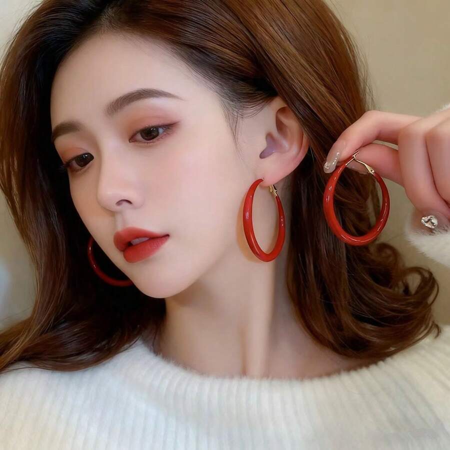 2 chiếc khuyên tai vòng màu đỏ nhỏ giọt dầu, kiểu dáng Hồng Kông cổ điển cao cấp, khuyên tai đỏ thời trang thanh lịch cá tính phù hợp cho phụ nữ đeo hàng ngày và các dịp lễ hội, món quà tuyệt vời cho kỳ nghỉ. - Đỏ - Xem 1