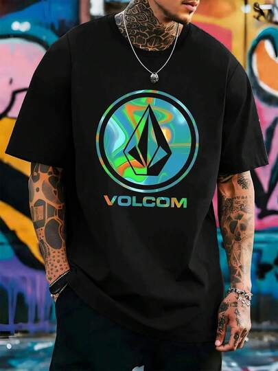 T-shirt noir Volcom à imprimé graphique, confectionné dans une matière de haute qualité, coupe ample et confortable, style streetwear hip-hop, imprimé affirmé.