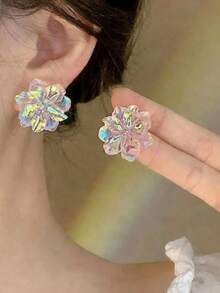 1 Pair Resin Flower Earrings, Niche Minimalist Luxury Design - White - View 3