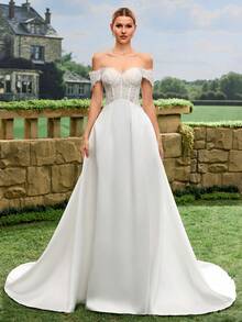 Off-The-Shoulder Lace Satin Flowing Elegant Romantic Luxurious High-End Bridal Wedding Dress, White, Suitable For Church, Hotel, Garden, Beach Weddings, Classic Royal Wedding Gown - White - View 4