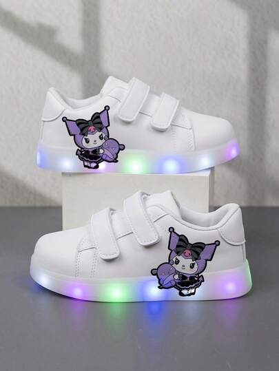 Sanrio 1 Pair Affordable & Fashionable Casual Sports Shoes For Kids, Durable Basketball Sneakers Suitable For Daily Wear And Outdoor Activities, Halloween Gift, Luminous Shoes, Outdoor Play Shoes, Fun Designed Shoes, Cartoon Print Shoes, Breathable Fabric Shoes, Flexible Sole Shoes, Children's Athletic Shoes, Sports Shoes, Holiday Gift, 2D Flat