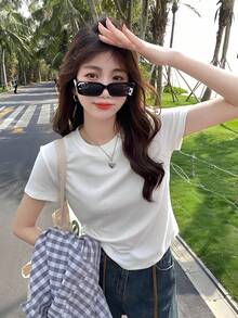 女士基础款修身短袖T恤，新款夏季圆领短袖白色小众休闲上衣 - 白色 - 查看 2