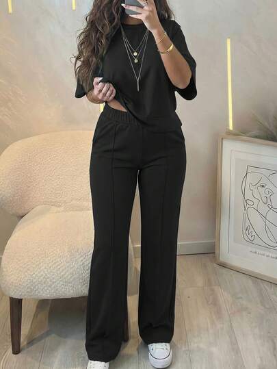 Women's 2 Pieces Casual Outfit, Comfortable Solid Color Short Sleeve Top Paired With Elastic Waist Pocket Pants, Soft Polyester-Spandex Fabric, Spring/Summer