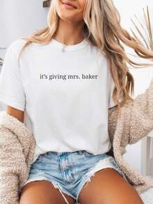 1pc Personalized Future Mrs Shirt For Bride To Be, It's Giving Mrs T-Shirt , Custom Engagement Gift For Her, Bachelorette Top - trắng - Xem 1