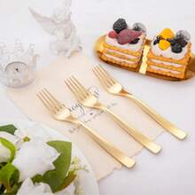 150/75/50/30/10/1 套装金色餐具，包含刀、叉、勺，适用于蛋糕、甜点、沙拉、汉堡、三明治、寿司等，非常适合派对和日常使用，也适用于酒店、餐厅、婚礼、户外活动、生日派对、返校季、节日聚会、感恩节、情人节、厨房装饰、新年派对等各种场合。 - - - 查看 9