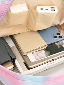 三件套卡通印花学生背包套装，时尚耐用的尼龙材质背包，配有可调节肩带、涤纶内衬和拉链，包含铅笔盒，轻便可水洗，是上学和旅行的必备单品。 - 套裝 - 查看 6