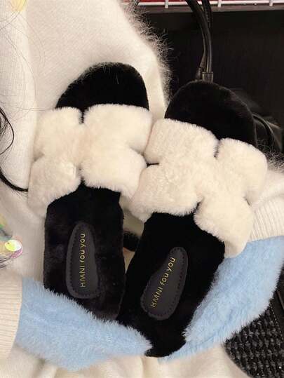 รองเท้าแตะเปิดนิ้วเท้าแบนสีขาวดำสำหรับผู้หญิง, รองเท้าแตะสลิปออนขนปุยส้นเตี้ยฤดูใบไม้ร่วง/ฤดูหนาวใหม่, รองเท้าแตะใส่ในบ้านขนปุยอบอุ่นสบาย, รองเท้าแตะชายหาดกำมะหยี่น้ำหนักเบา