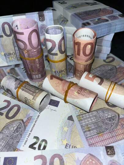 20pcs 3*1.5cm Mini 50 Euro Collectible Decorations, 1 Pack Of 20pcs Euro Commemorative Banknotes Set, Includes Various Denominations With Pet Themes, Suitable For Parties, Anniversaries, DIY Projects, Halloween, Photography And Various Occasions