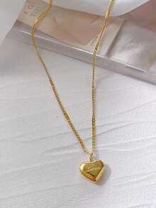 1pc Love Heart Pendant Necklace, New Minimalist Titanium Steel Clavicle Chain Necklace, Lightweight Luxurious Necklace Jewelry, Valentine's Day Gift - Gold - View 4