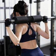 QMCZLA Almohadilla para Barra de Gimnasio, Protector de Barra para gam para Barras olímpicas o estándar, para Ejercicios en casa y en el Gimnasio, Entrenamiento de Sentadillas, Empujes de Cadera - Negro - Ver 3