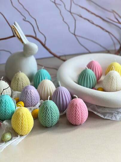 1个条纹鸡蛋硅胶模具，树脂硅胶模具，简约风格，适用于石膏、树脂、微水泥等DIY工艺品，以及复活节和其他节日派对装饰。采用硅胶材质，易于脱模，是工艺爱好者和各种手工爱好者的理想之选。