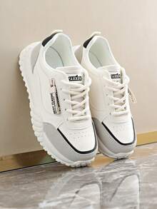 1 Pair Women's Casual Chunky Sneakers, Round Toe Lace-Up Outdoor Leather Shoes, Spring/Summer - White - View 4