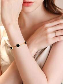 1 chiếc vòng tay bằng thép không gỉ thời trang với họa tiết hoa, thích hợp cho nữ giới đeo hàng ngày, quà tặng cho Ngày Valentine, Ngày của Mẹ, mẹ. - màu đen - Xem 1