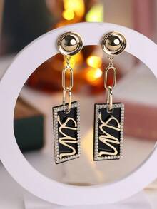1pc Stylish Letter & Geometric Inlaid Earrings, Suitable For Daily Wear - Earring - View 1