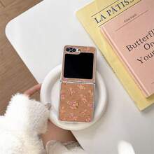 Vintage Teddy Bear Pattern Leather Folding Phone Case With Lanyard Strap, Suitable For Samsung Galaxy Z Flip3 5G/Galaxy Z Flip 4 5G/Galaxy Z Flip 5 5G/Galaxy Z Flip 6 5G/Galaxy Z Flip 7 5G, Cute Cartoon Folding Screen Protective Cover - Brown - View 5