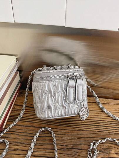 Mini Box Bag With Chain And Diamond For Girls, New Autumn And Winter Luxury Style, Crossbody Bag In The Style Of .