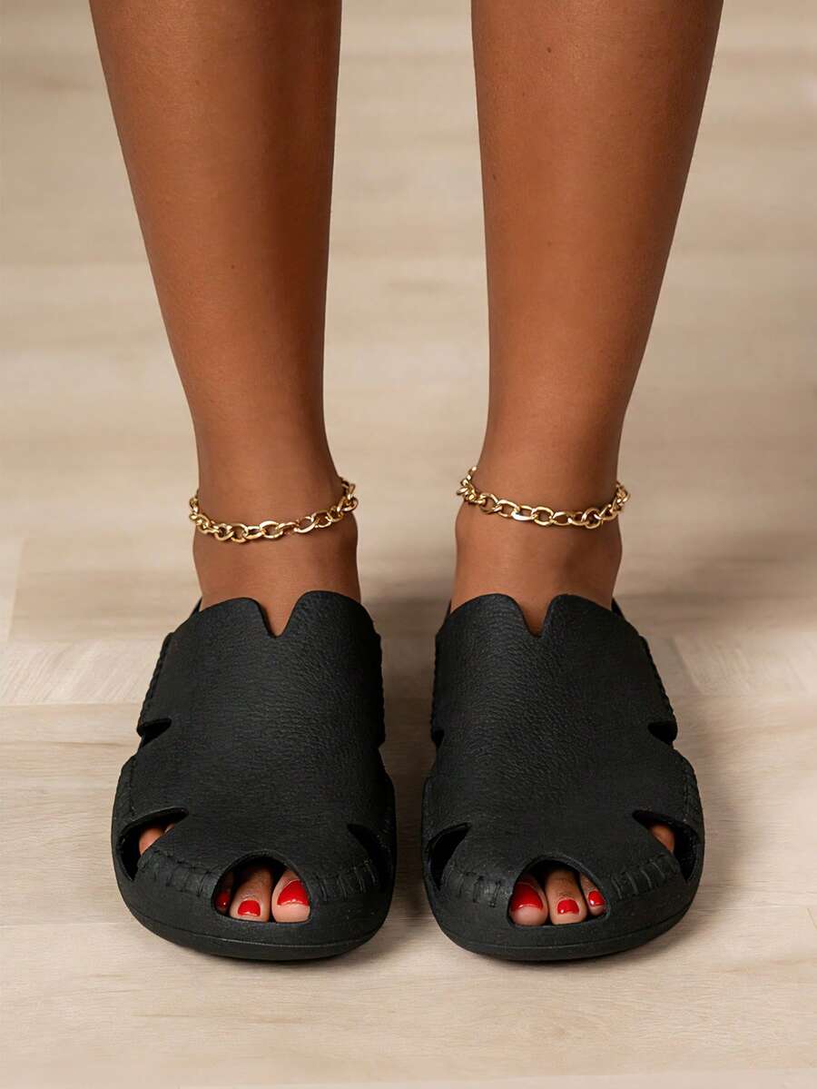 Plus Size Women's Casual Hollow-Out One-Piece EVA Beach Slippers, Breathable Non-Slip Flat Sandals Suitable For Casual, Outdoor, Sports, Travel, Graduation Or Birthday Gifts, Summer - Black - View 1