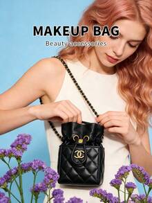 CHANEL 女士经典黑金绗缝抽绳水桶包，复古金链单肩斜挎包，适合日常通勤和送礼 - 黑金色 - 查看 6