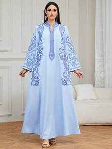 女士优雅斋月时尚V领长袖长款卡夫坦连衣裙，饰有精美刺绣，适合婚礼、派对、居家及日常穿着。 - 藍色 - 查看 4