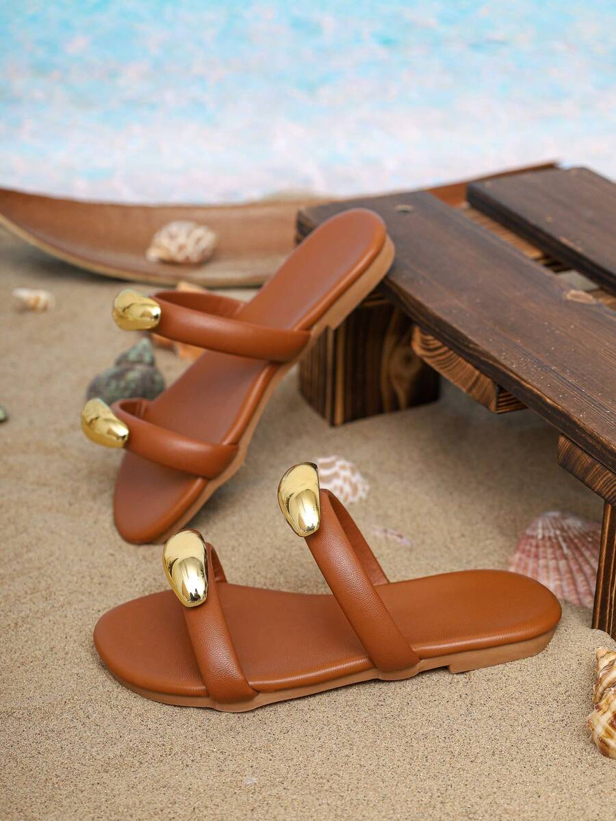 1 Pair Kids Summer Woven Strap Sandals, Casual Fashion Versatile Slides, Button Decor, Unisex Flat Beach Shoes Suitable For Daily, Vacation And Travel - Brown - View 1